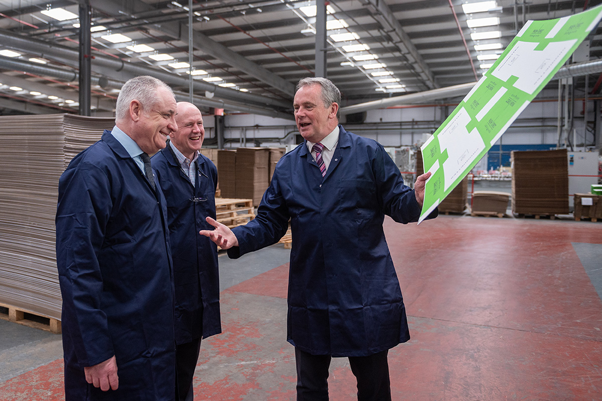Cullen Eco-Friendly Packaging wins £425,000 grant for 54 jobs and global growth and welcomes MSP to open new factory extension